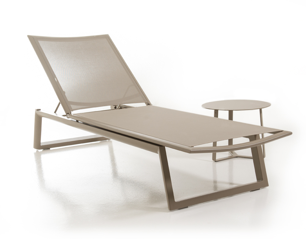 Geno sunlounger champagne textured